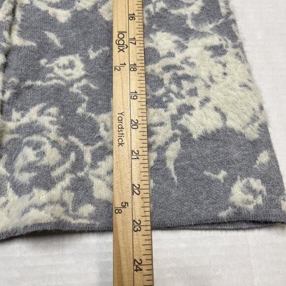 Cynthia Rowley Sweater XS Blue Floral Fuzzy Knit Snap Front Cardigan Jacket - Picture 6 of 7